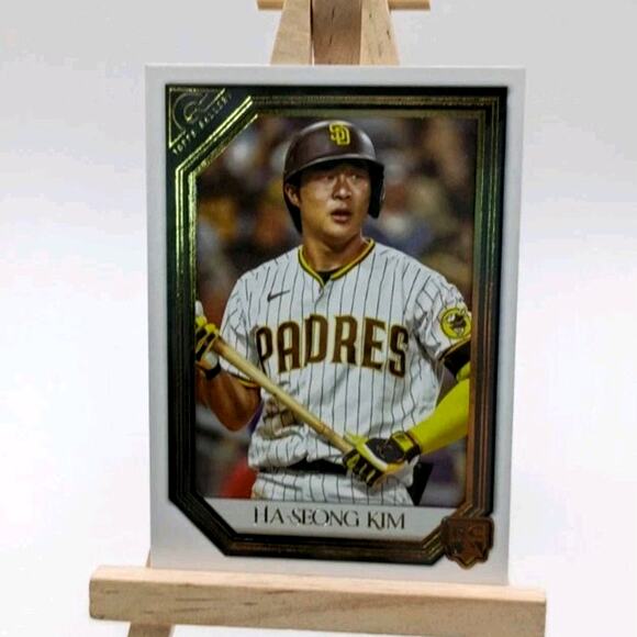 2021 Topps Gallery - Ha-Seong Kim #153 (RC) San Diego Padres - Picture 2 of 4